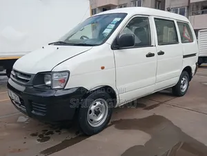 Toyota TownAce 2004 White