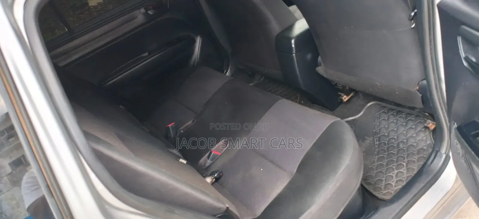 Toyota Corolla Fielder 2015 Silver