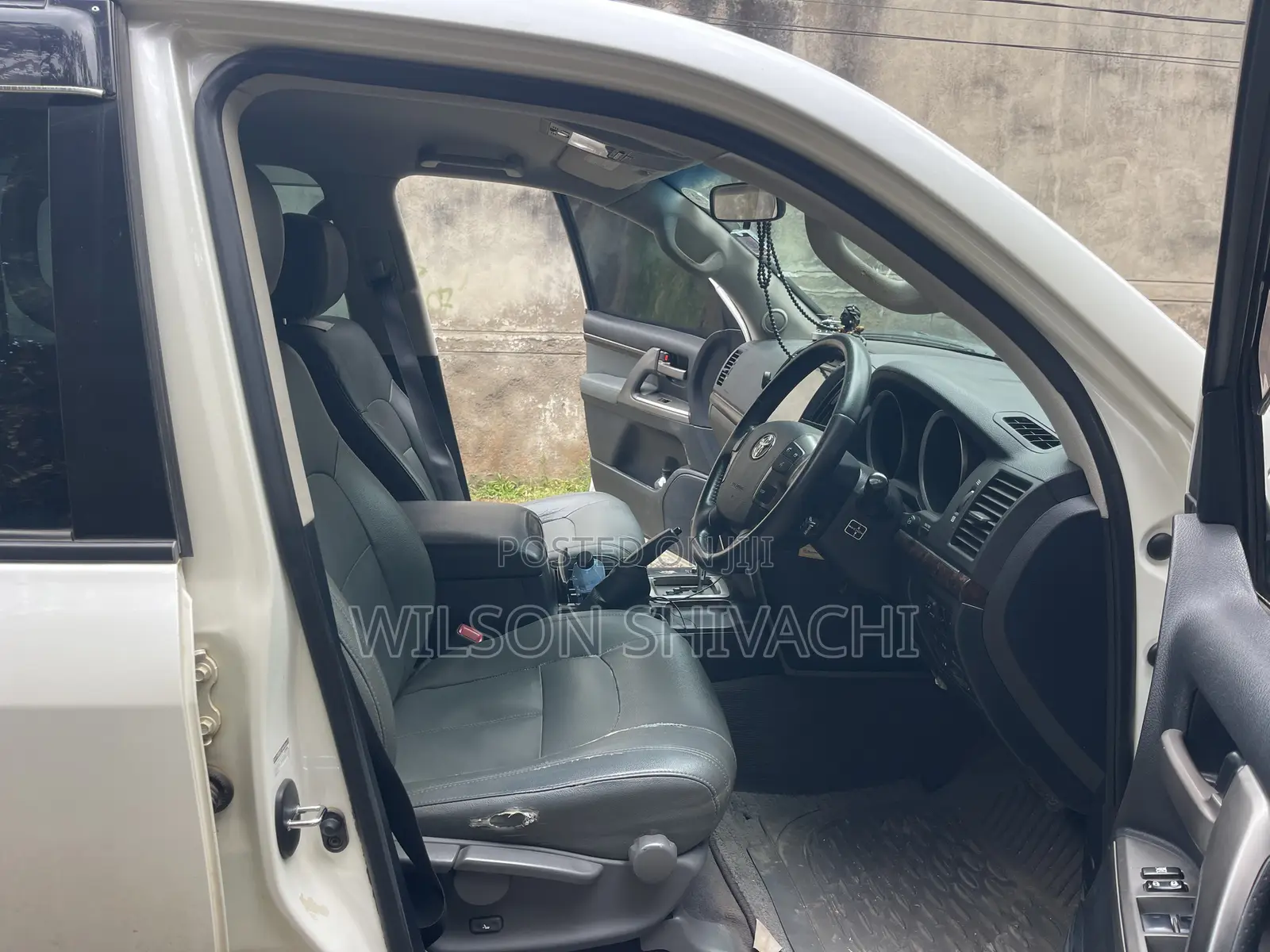 Toyota Land Cruiser 2008 White