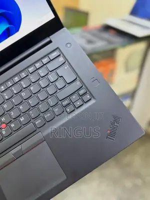 Laptop Lenovo ThinkPad P1 Gen 3 16GB Intel Core i7 SSD 512GB