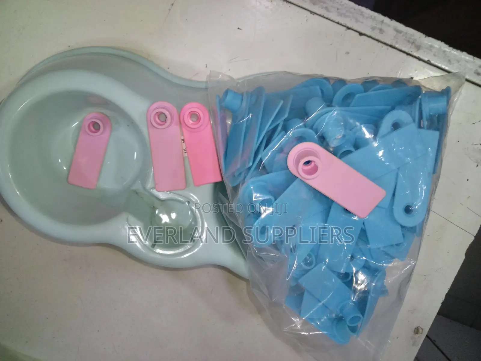 Ear Tags - Tagging System