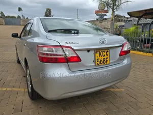 Toyota Premio 2012 Silver