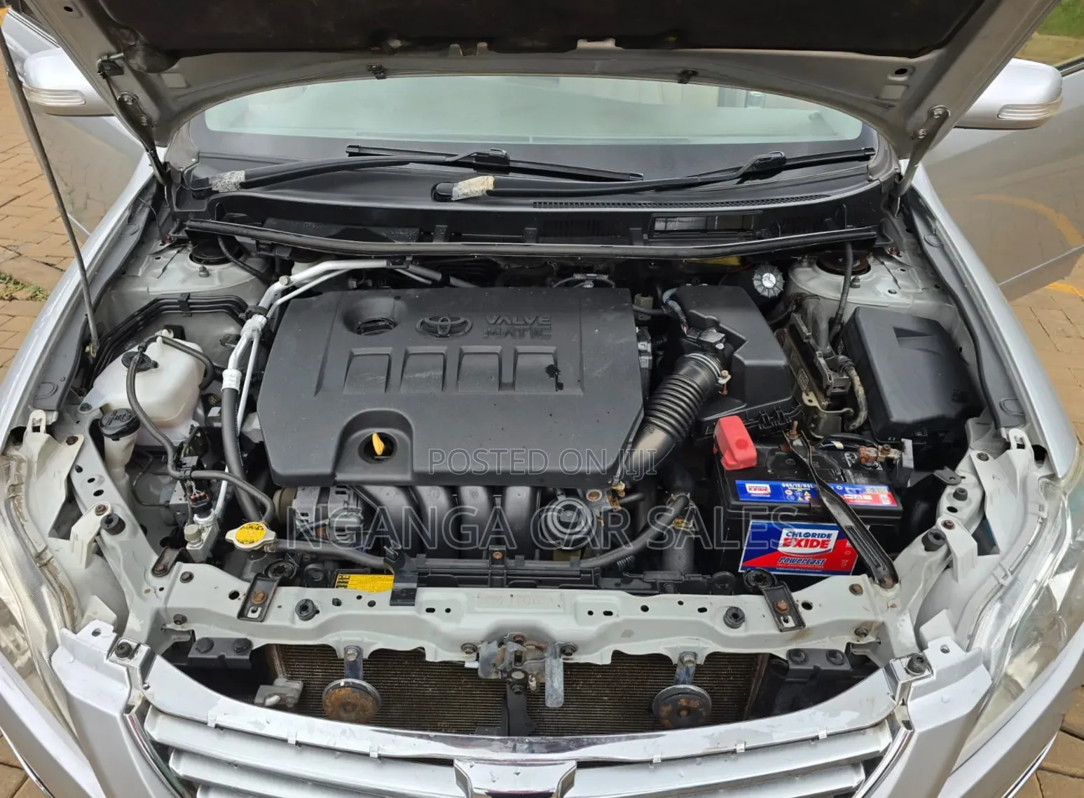 Toyota Premio 2012 Silver