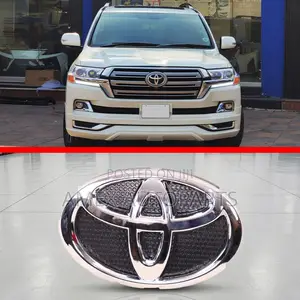 Grille Logo Toyota Land Cruiser FJ200 2016 Prado 150 2018