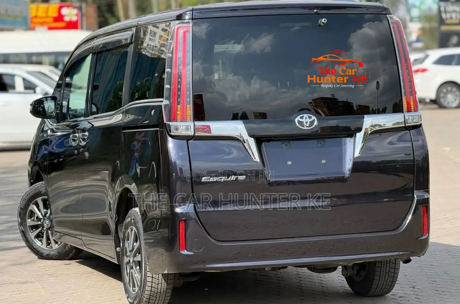 Toyota Esquire 2019
