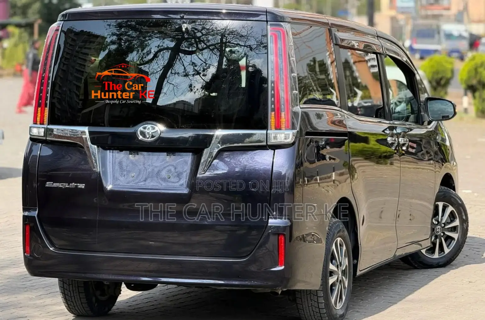 Toyota Esquire 2019