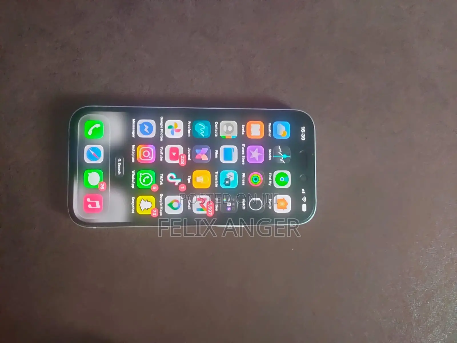 Apple iPhone 15 256 GB Green