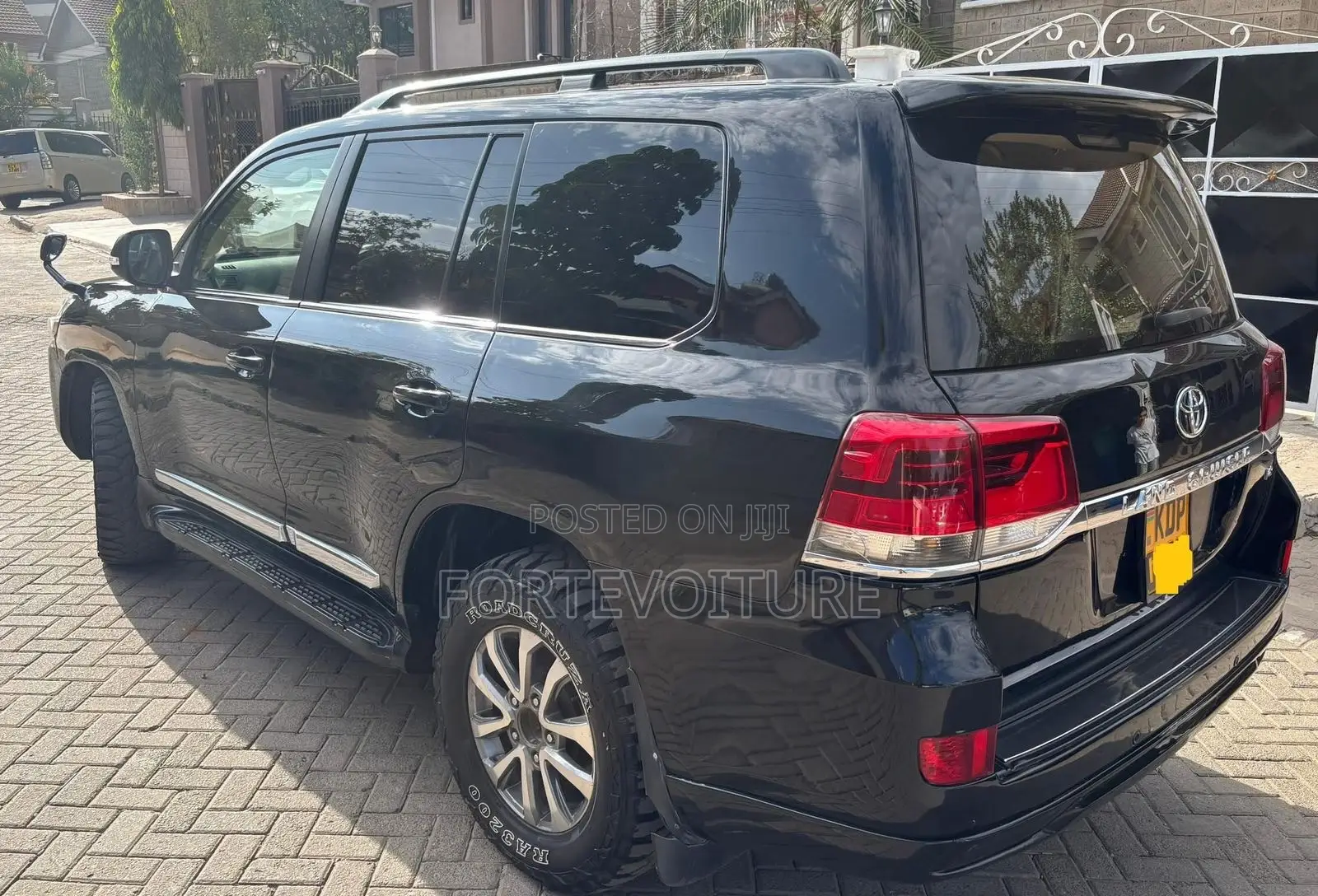 Toyota Land Cruiser 2016 Black