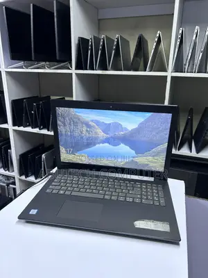 Laptop Lenovo Ideapad 3 4GB Intel Core i5 HDD 500GB