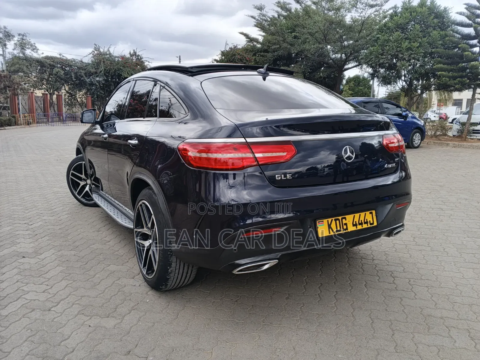 Mercedes-Benz GLE-Class 2016 Blue