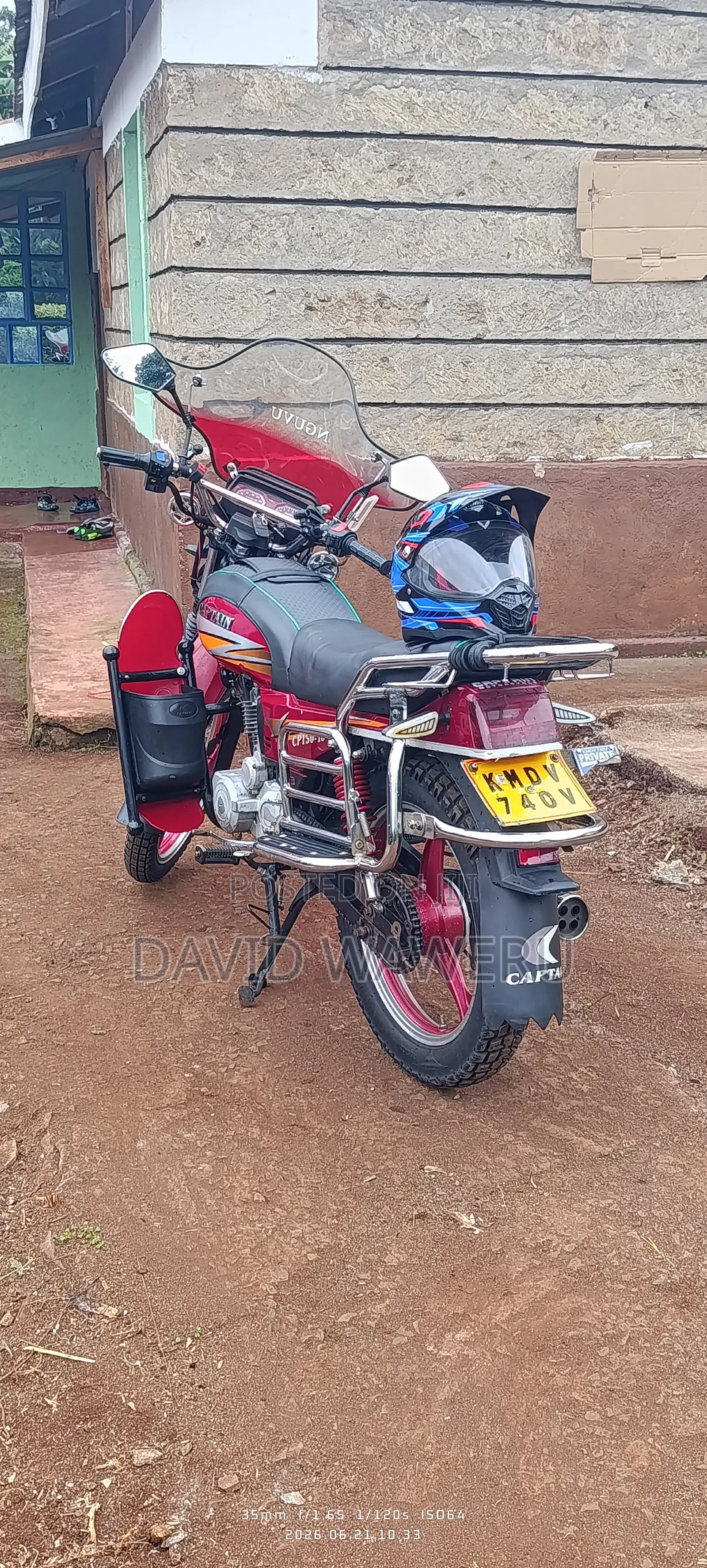 Captain CP150-10 2015 Red
