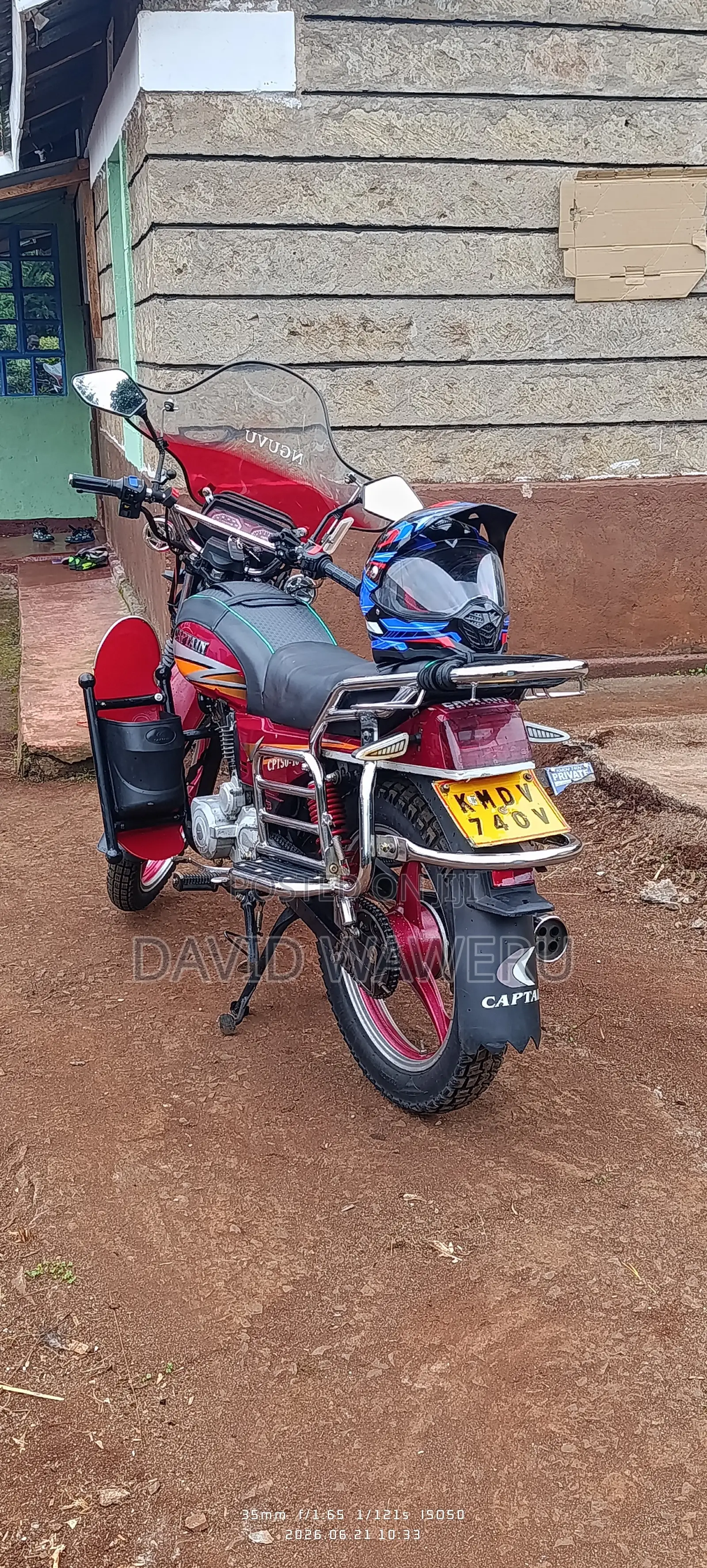 Captain CP150-10 2015 Red