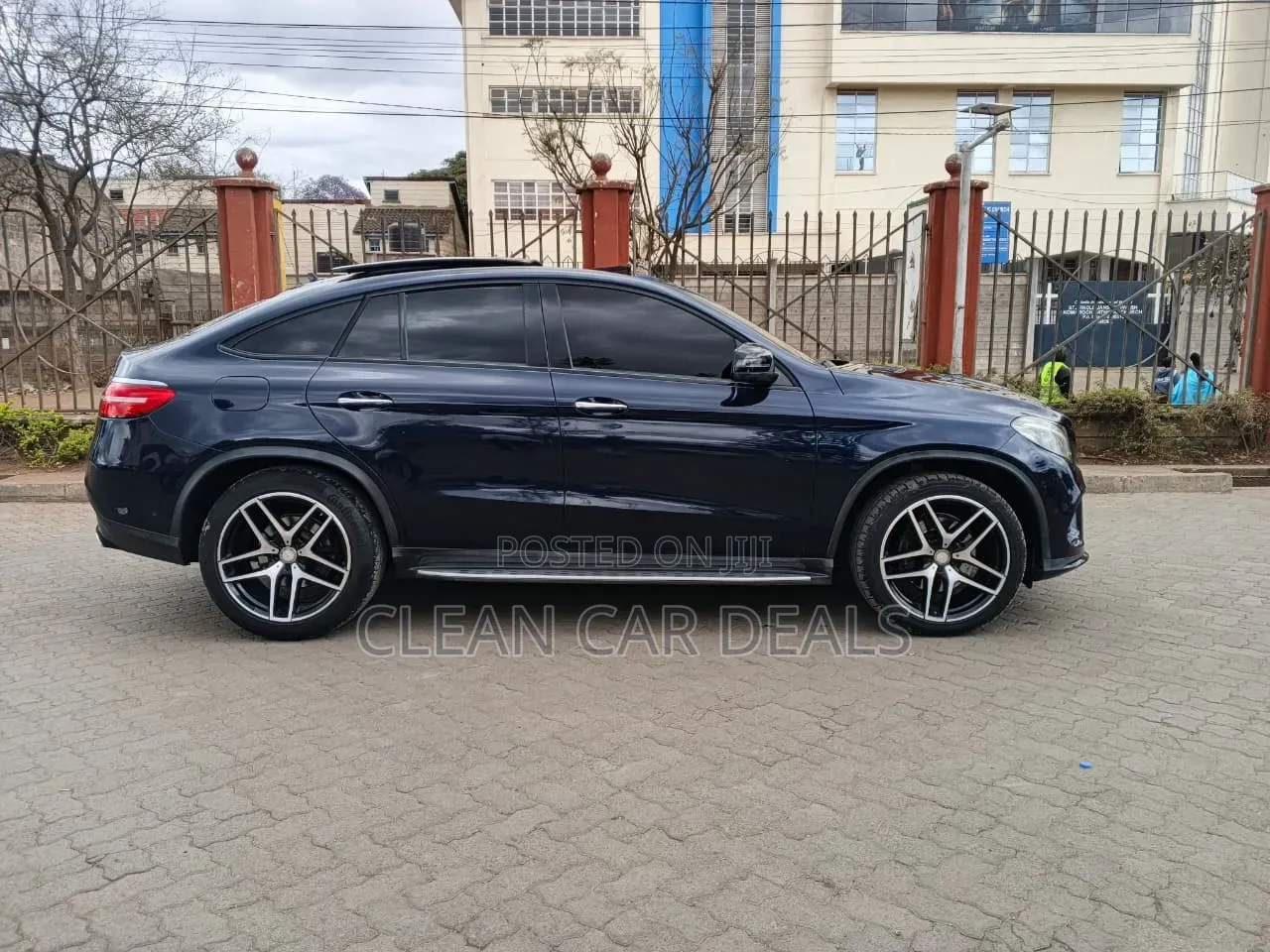 Mercedes-Benz GLE-Class 2016 Blue