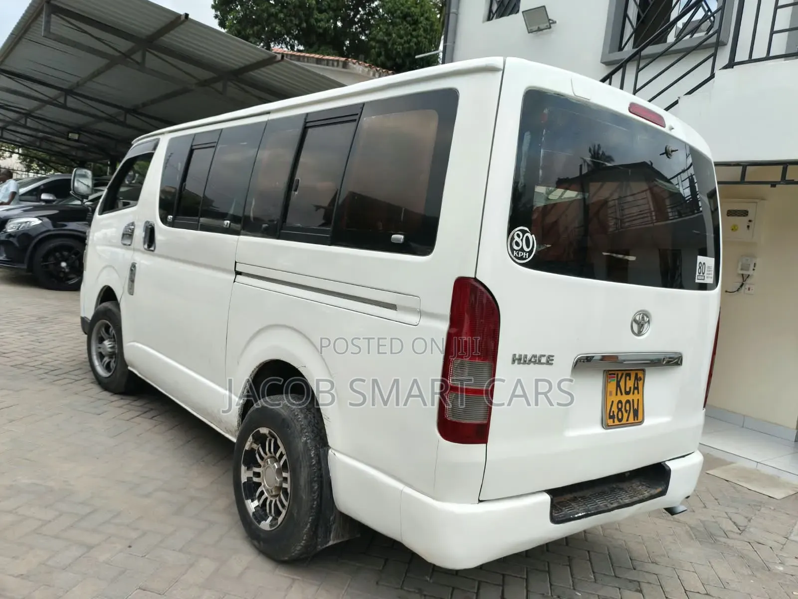 Toyota HiAce 2006 White