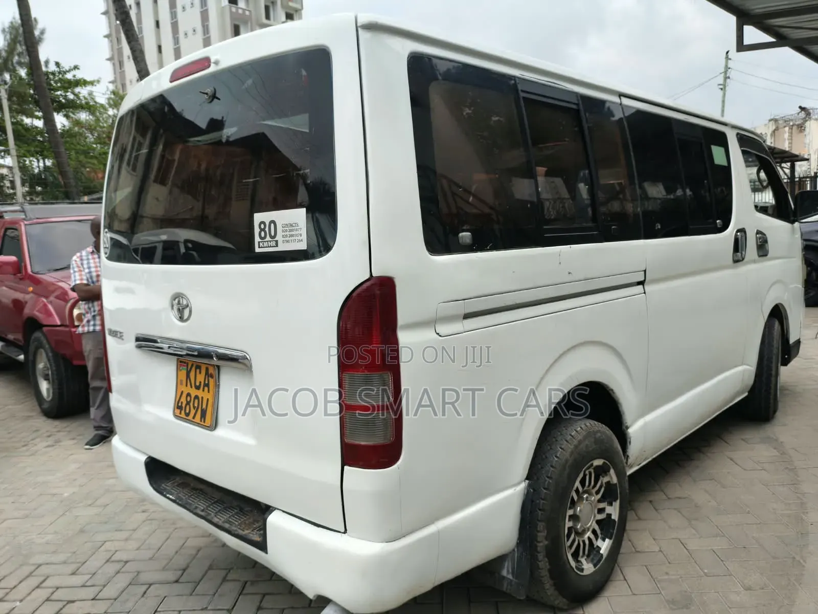 Toyota HiAce 2006 White