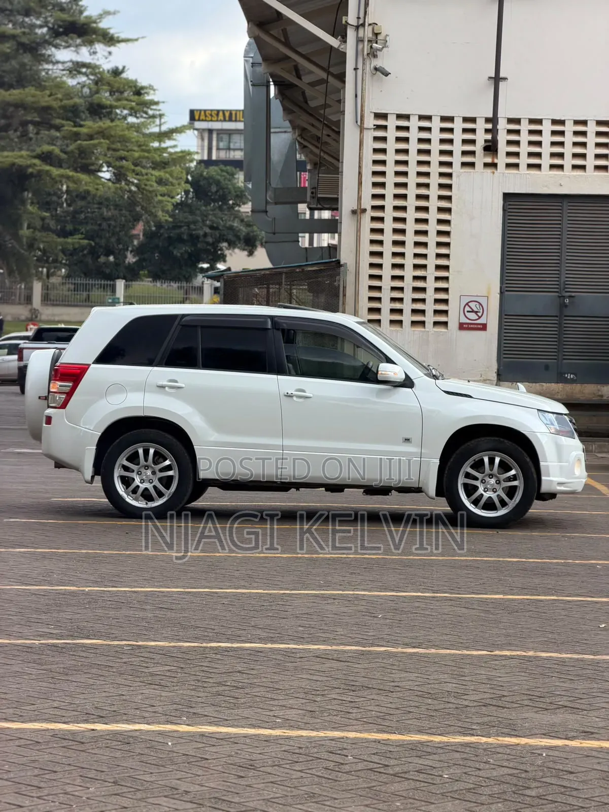 Suzuki Escudo 2008 White