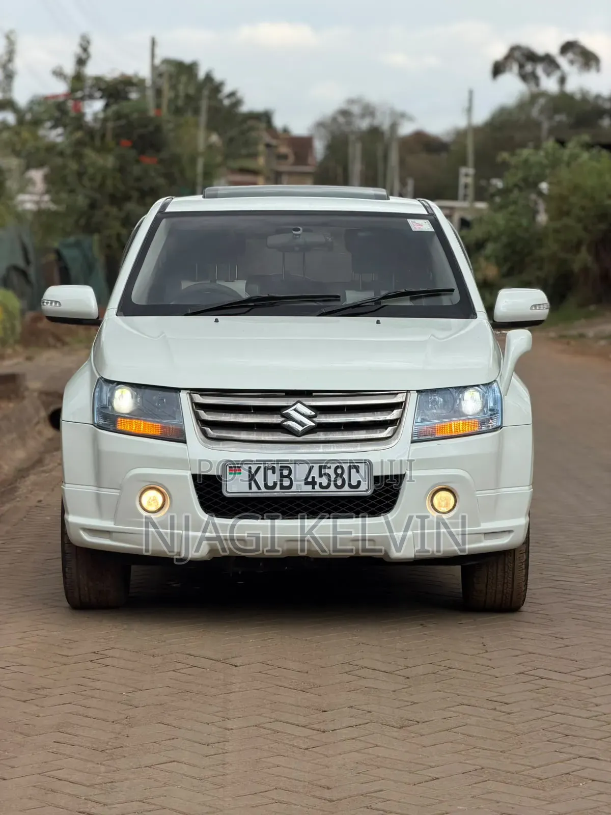 Suzuki Escudo 2008 White
