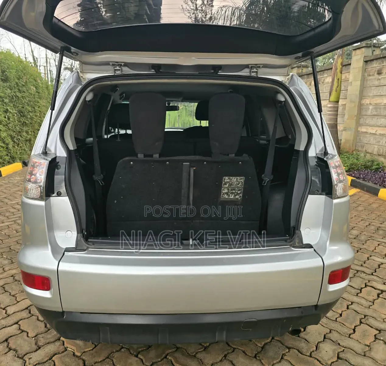 Mitsubishi Outlander 2012 Silver