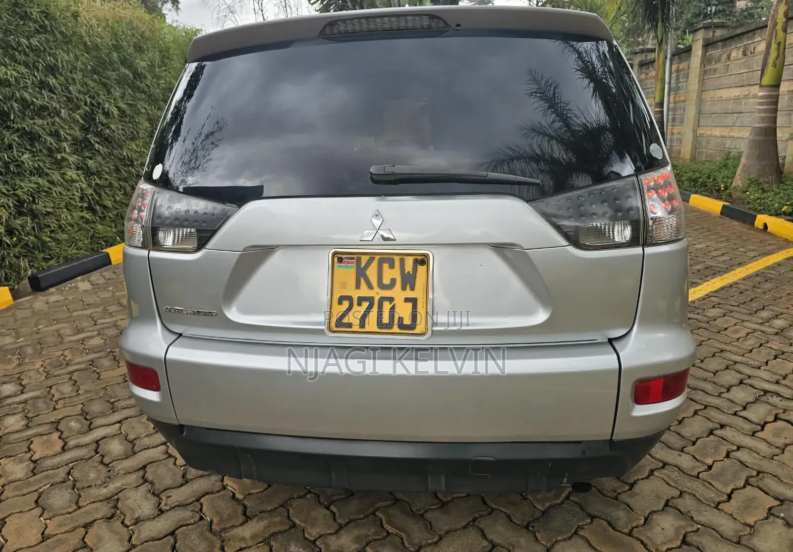 Mitsubishi Outlander 2012 Silver