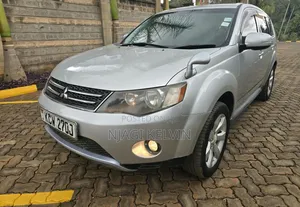 Mitsubishi Outlander 2012 Silver