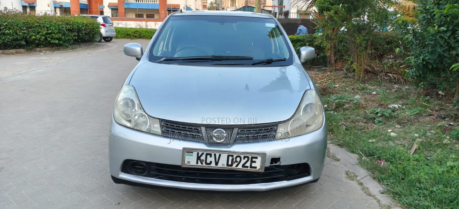 Nissan Wingroad 2012 Silver