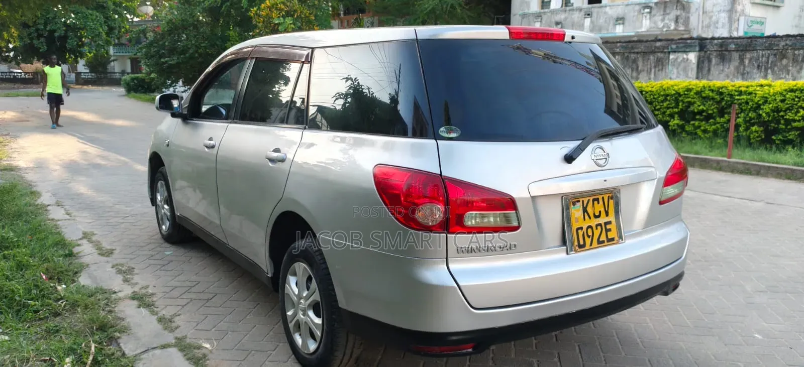 Nissan Wingroad 2012 Silver
