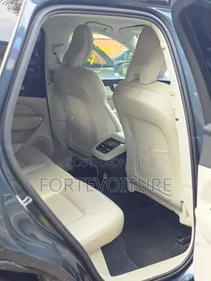 Volvo XC60 2020 Gray