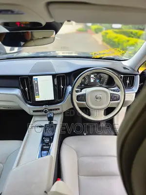 Volvo XC60 2020 Gray