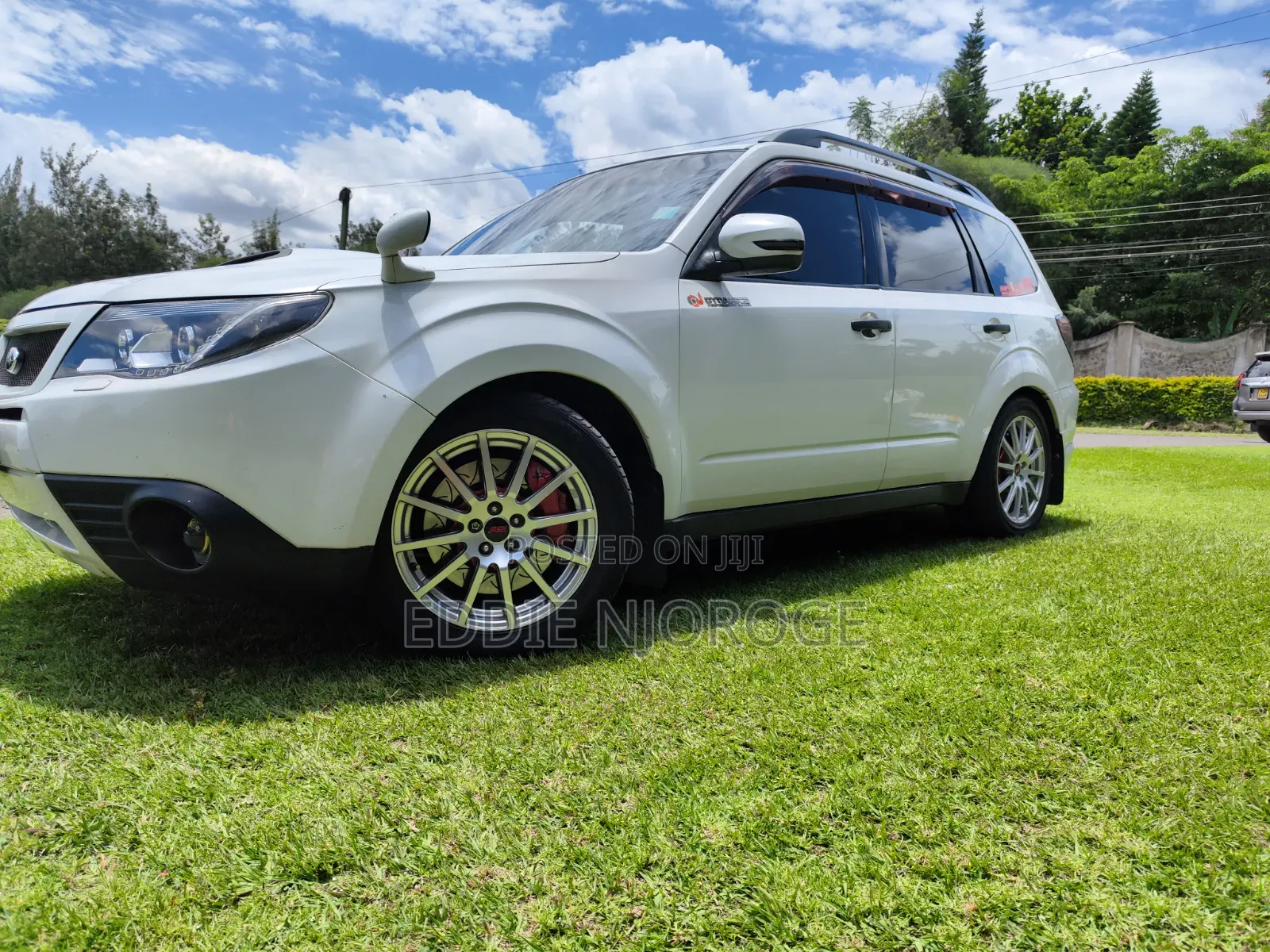 Subaru Forester 2012 Pearl