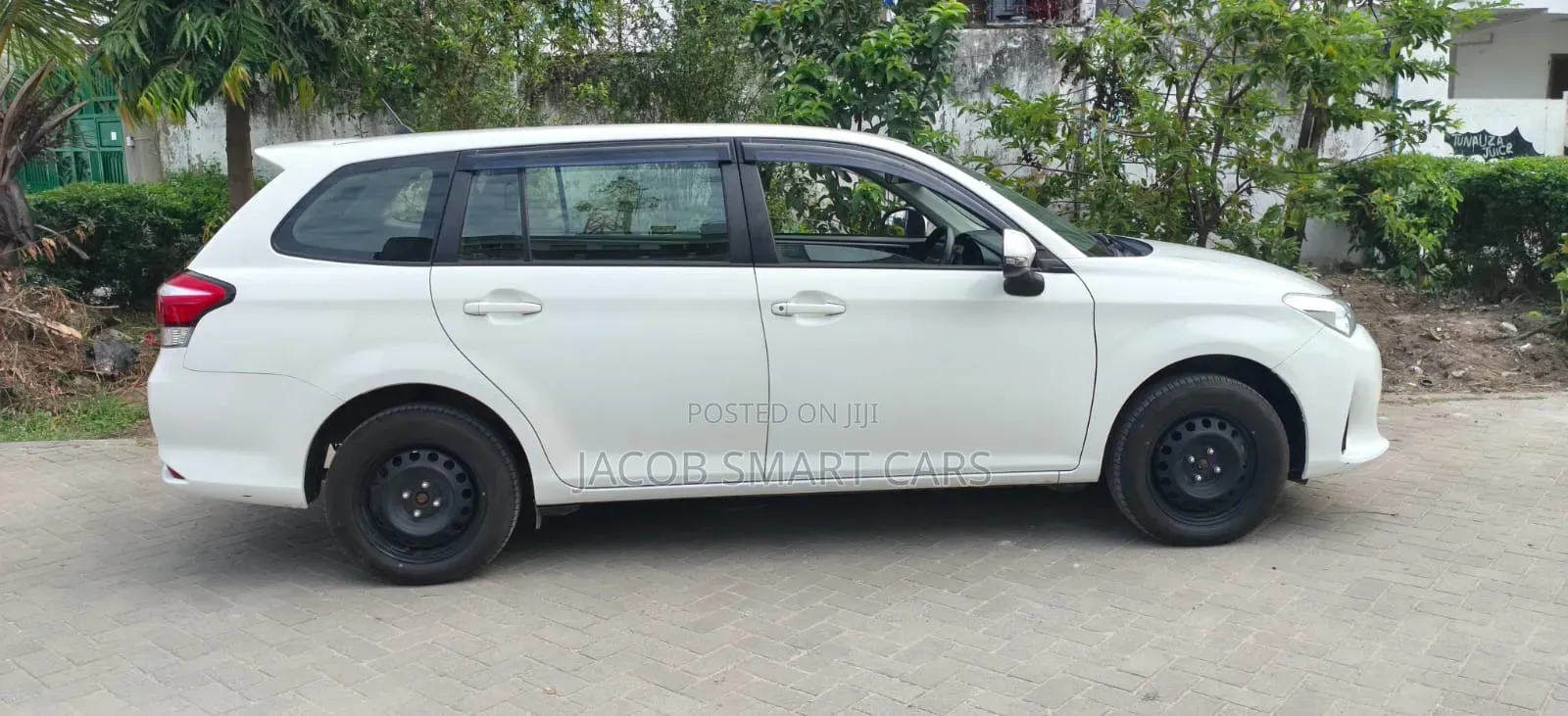 Toyota Corolla Fielder 2019 White