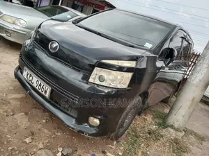 Toyota Voxy 2010 Black