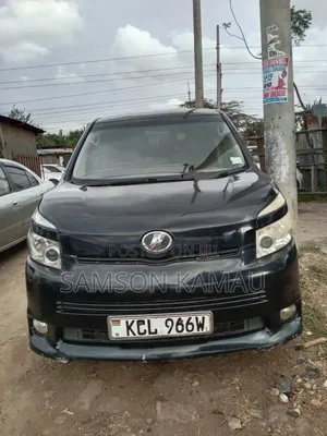 Toyota Voxy 2010 Black