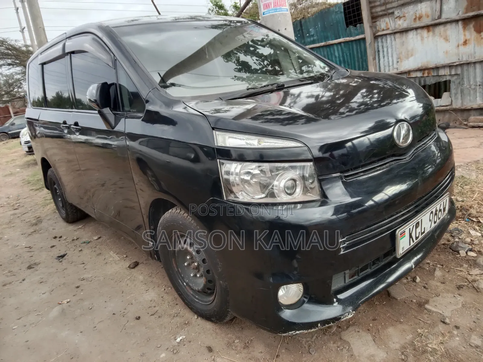 Toyota Voxy 2010 Black