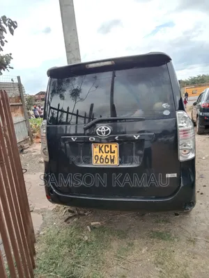 Toyota Voxy 2010 Black