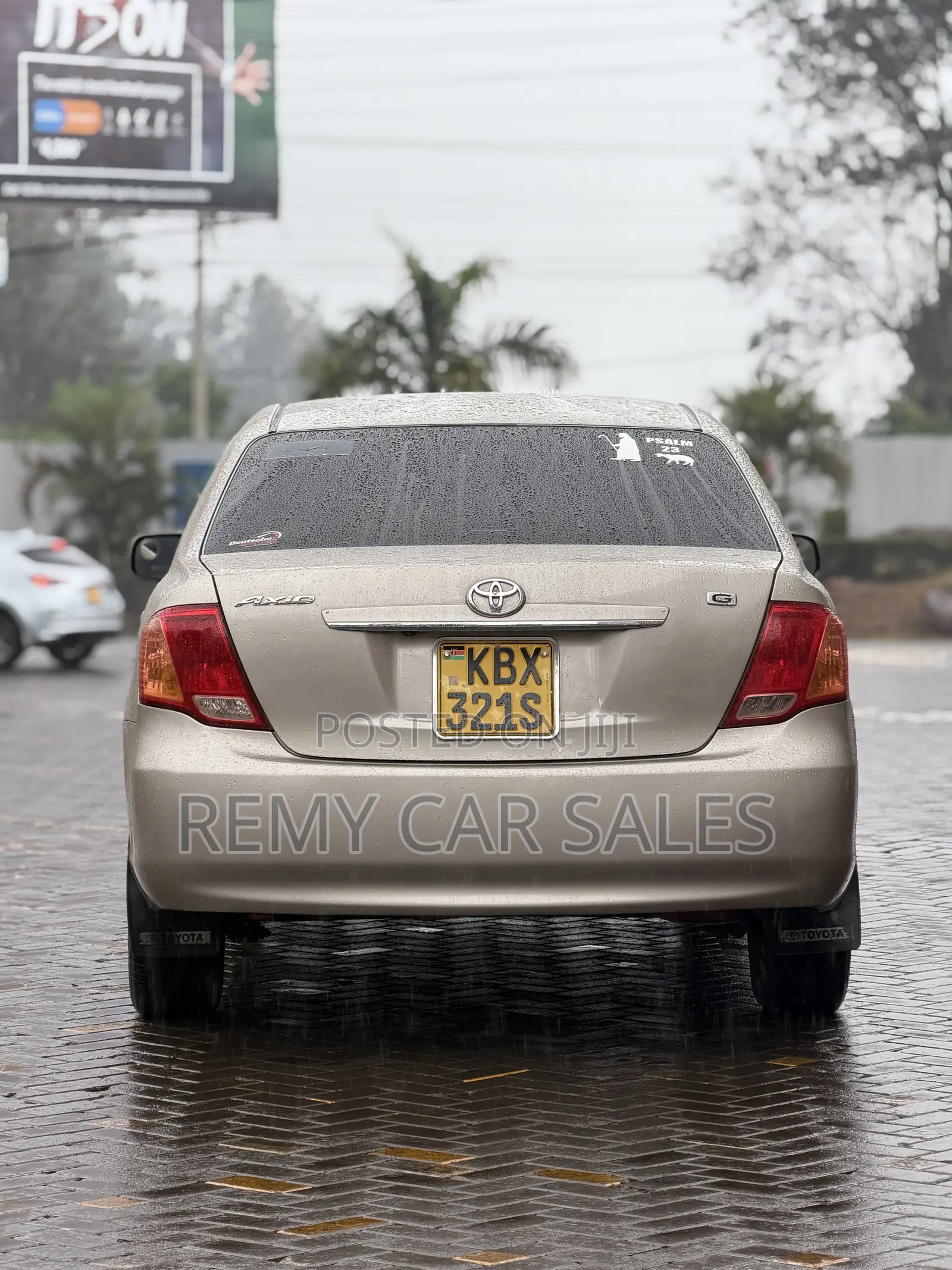 Toyota Axio 2006 Gold