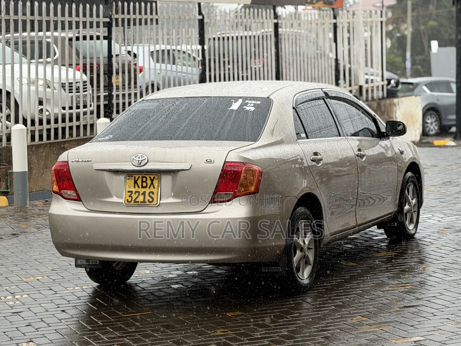 Toyota Axio 2006 Gold
