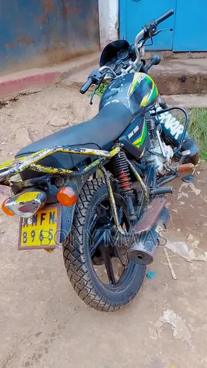 Bajaj Boxer 150 UG 2022 Black