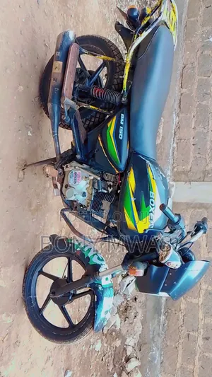 Bajaj Boxer 150 UG 2022 Black