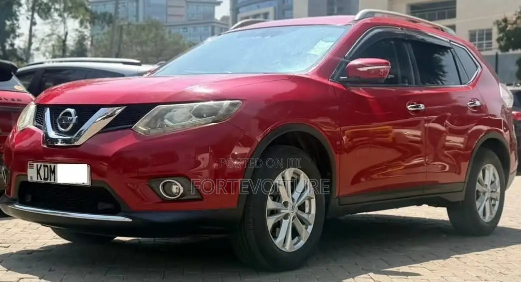 Nissan X-Trail 2016 Red