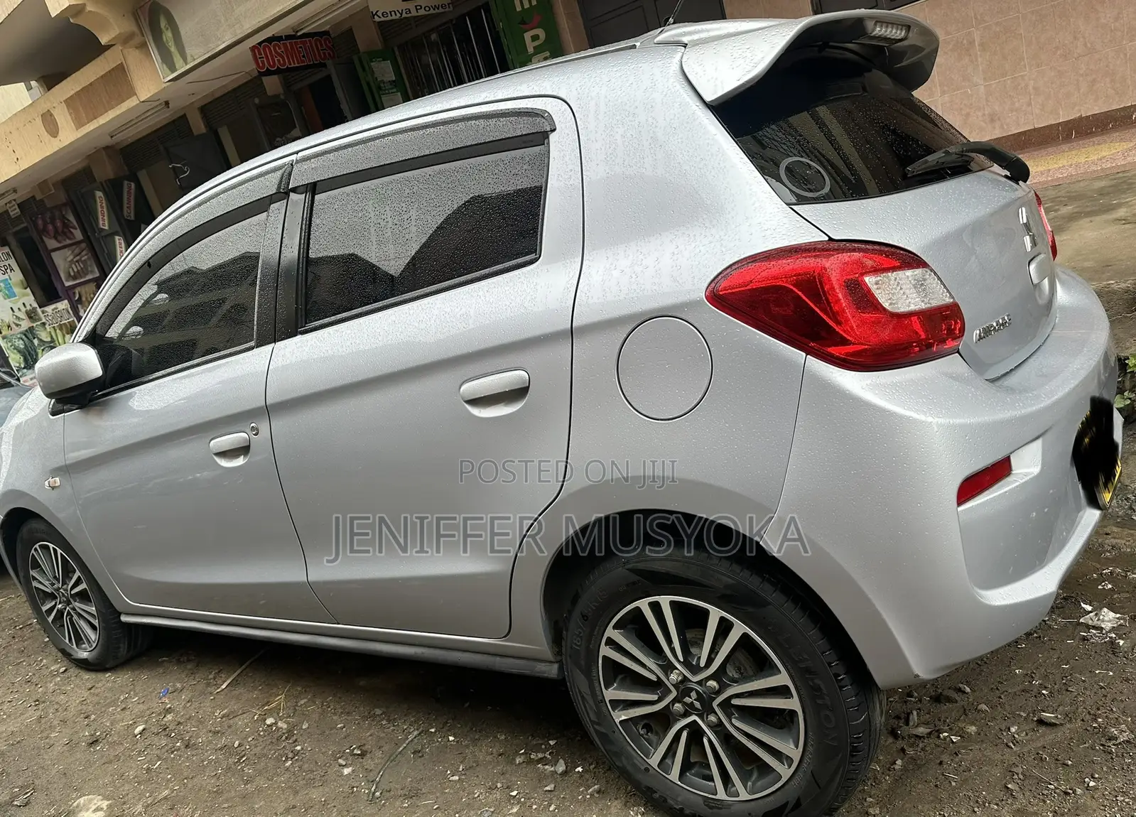 Mitsubishi Mirage ES 2017 Silver