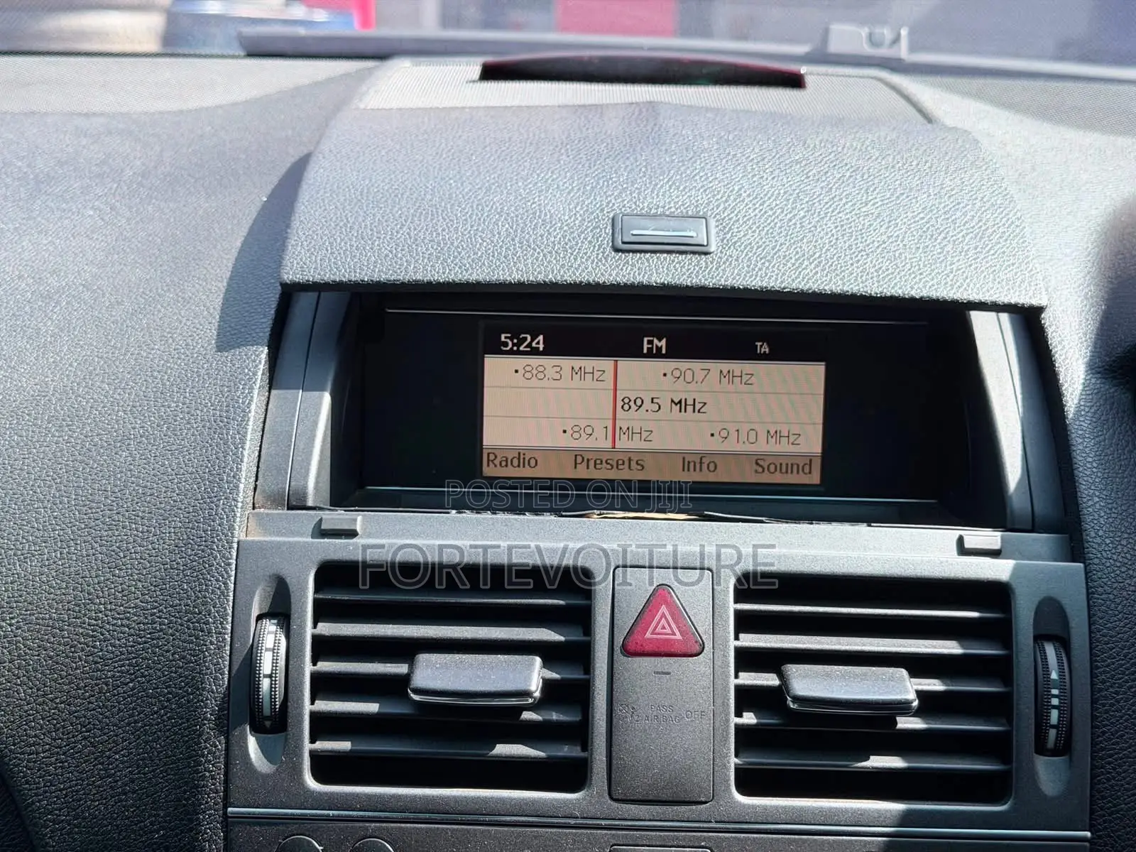 Mercedes-Benz C180 2012 Silver