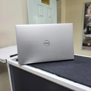 Laptop Dell XPS 15 16GB Intel Core i9 SSD 512GB