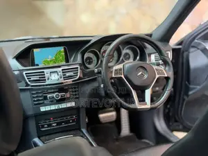 Mercedes-Benz E350 2015 Black