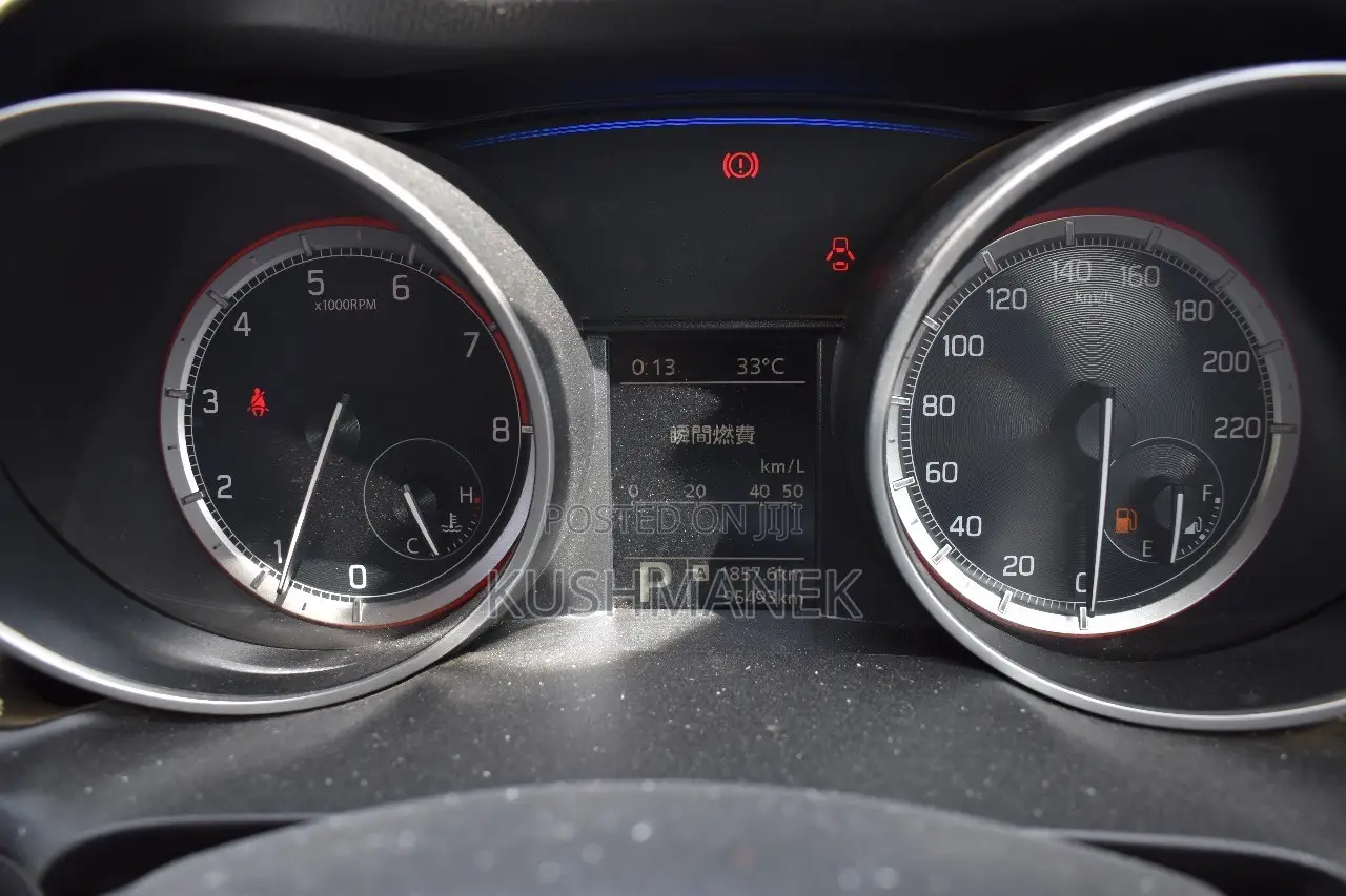 Suzuki Swift 2017 Silver