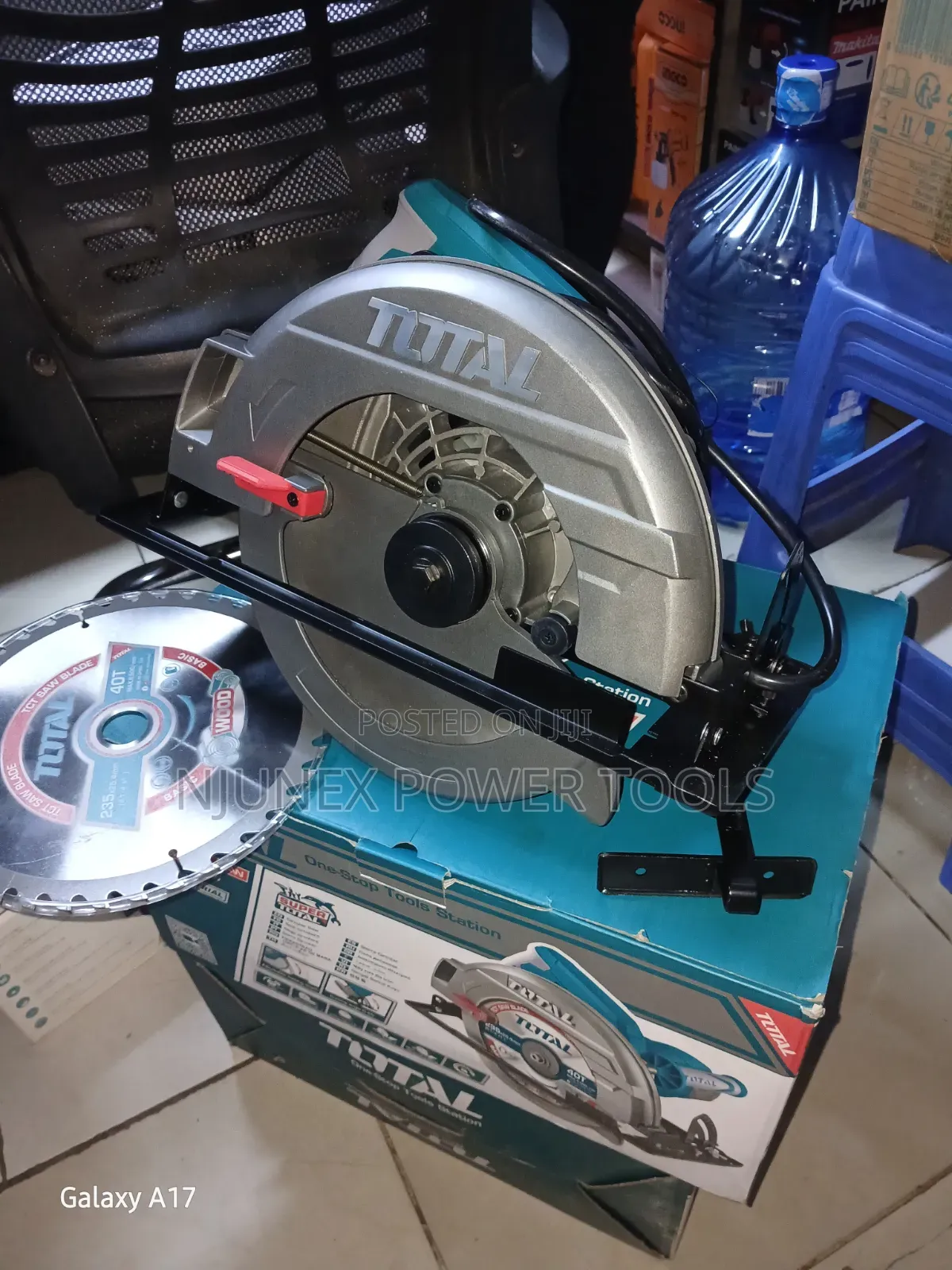 Total 2200W Industrial Circular Saw (Model TS)