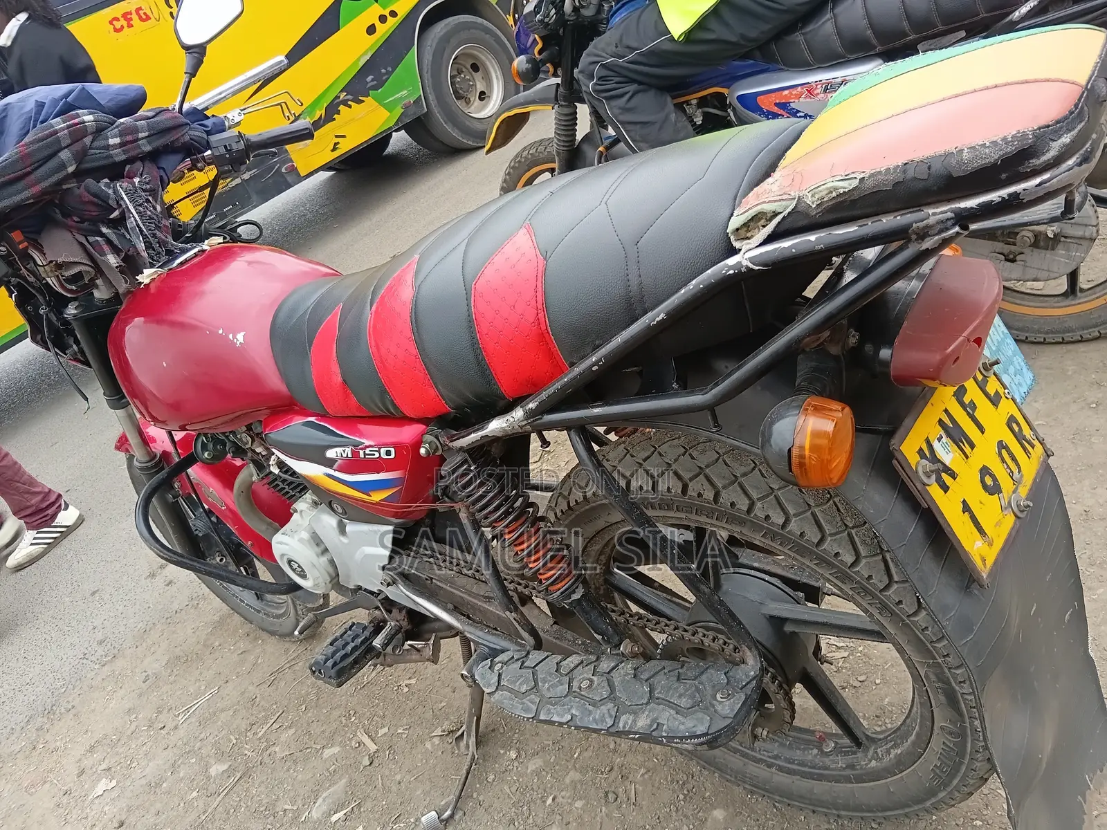 Bajaj Boxer 2019 Red