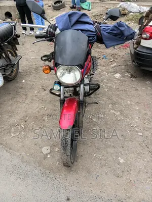 Bajaj Boxer 2019 Red
