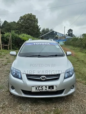 Toyota Corolla Fielder 1.5 Petrol FWD 2012 Silver