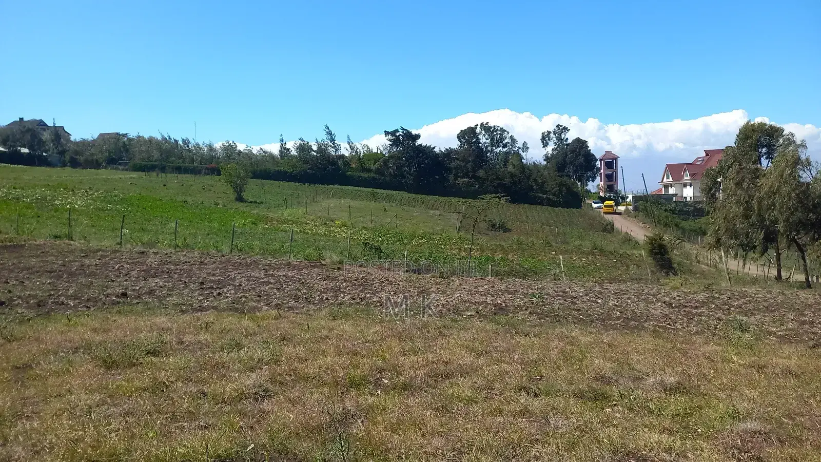 Land 1/8 Th, 1/4 & 3/4 Acre Sale