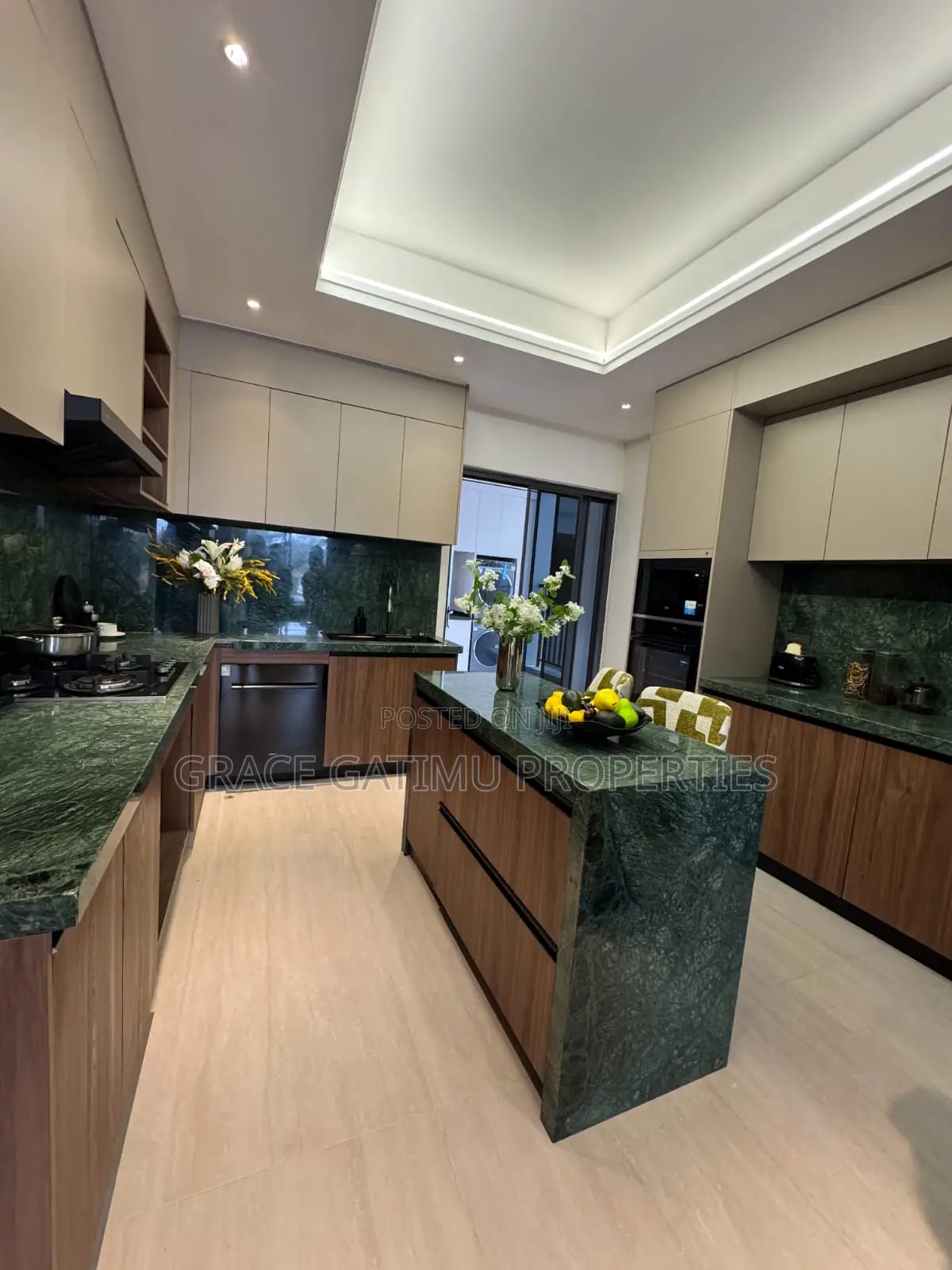 4bdrm Apartment in Brookside Gardens, Spring Valley for sale